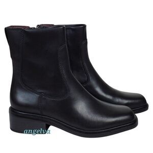 NWB Franco Sarto Gavi leather block heel ankle boots black zip square toe preppy